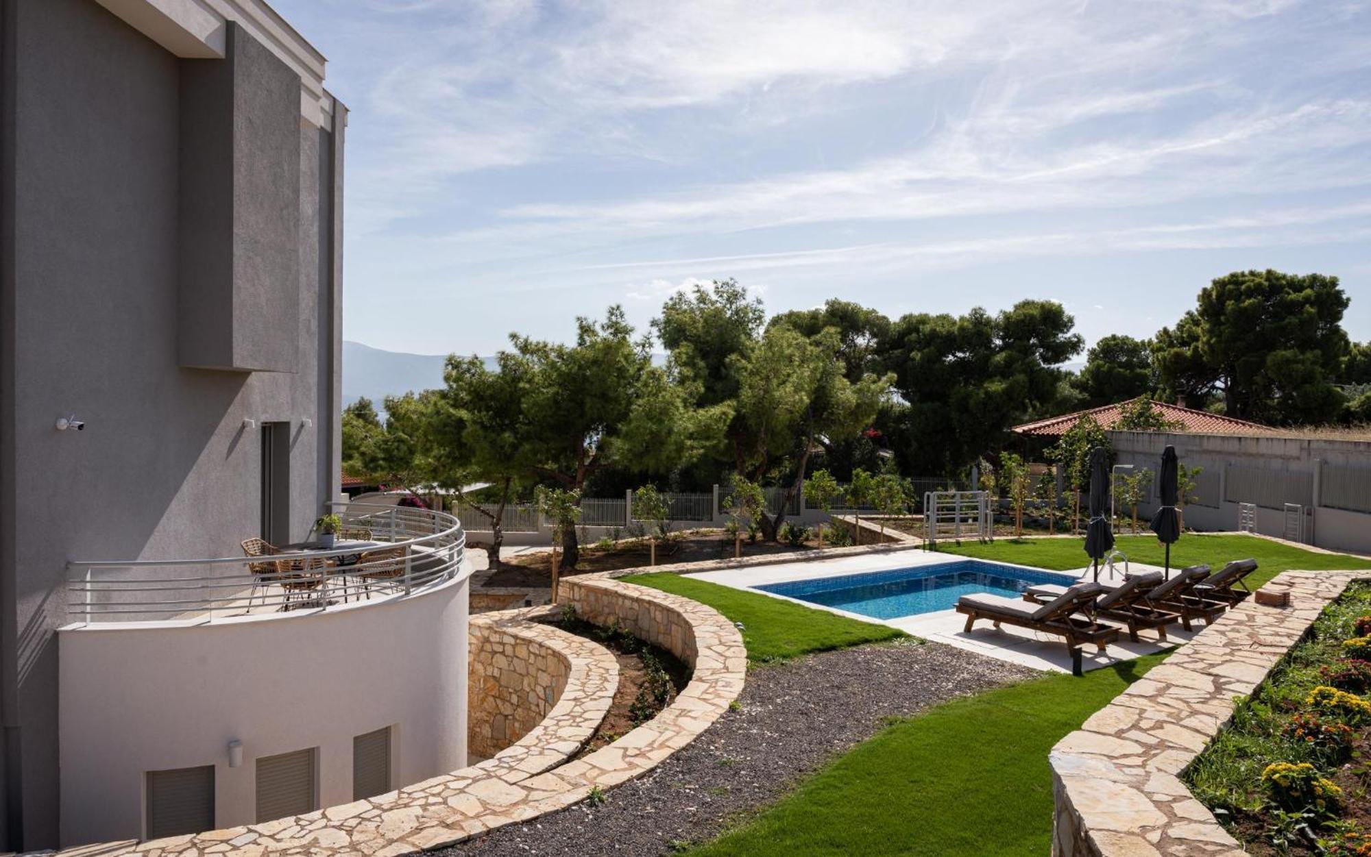 Cavos Boutique Homes Isthmia